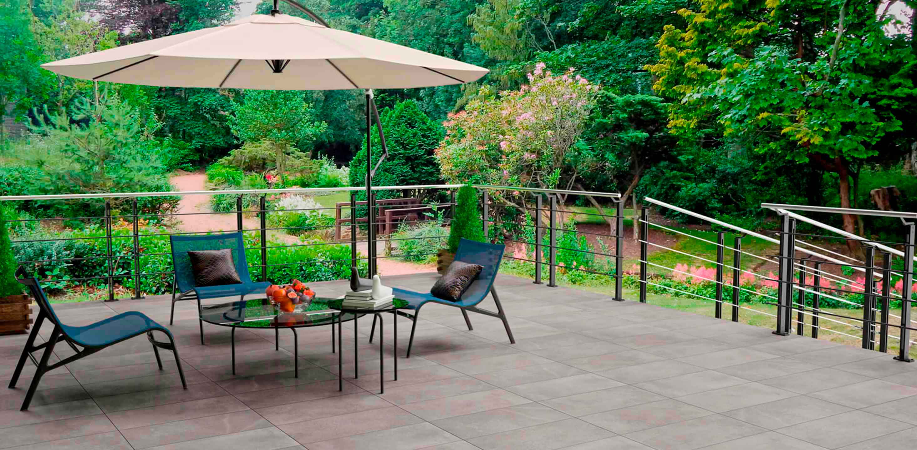 PC outdoor amb moon outdoor